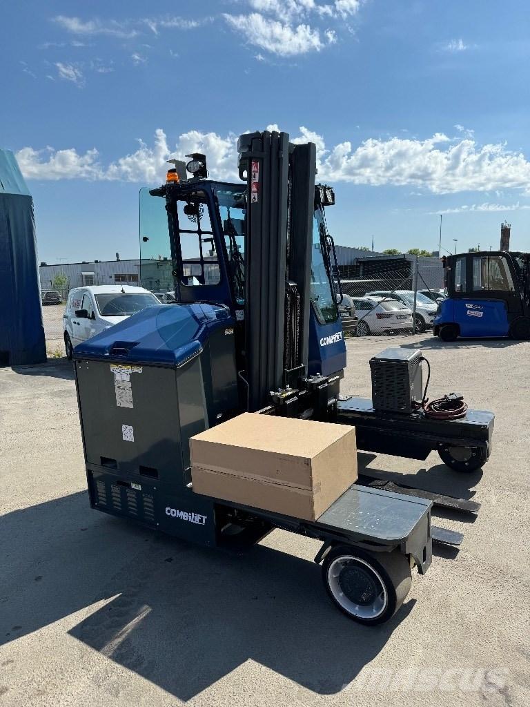 Combilift C4000ET Four-way truck