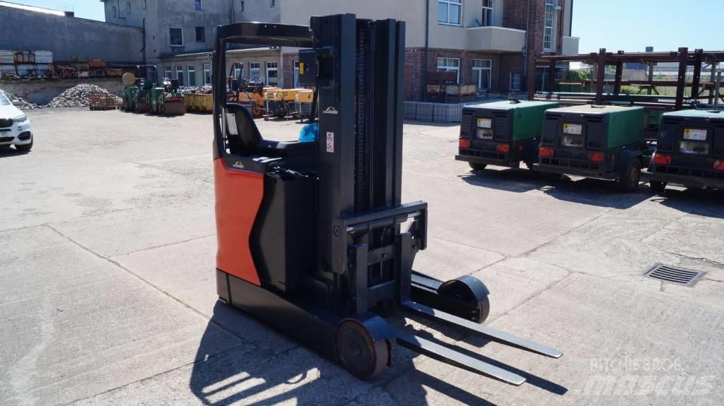 Linde R 20 N Reachtruck voor hoog niveau
