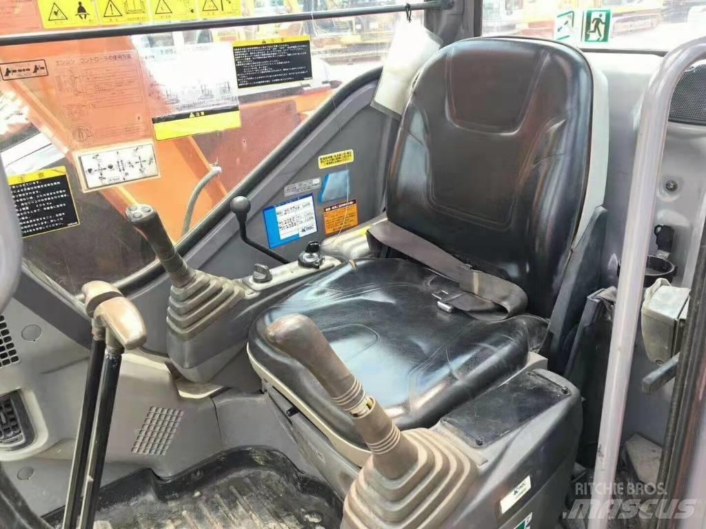 Hitachi ZX75 Rupsgraafmachines