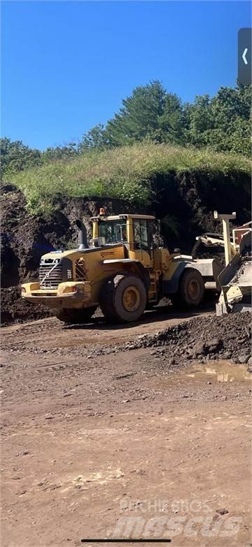 Volvo L120F Wielladers