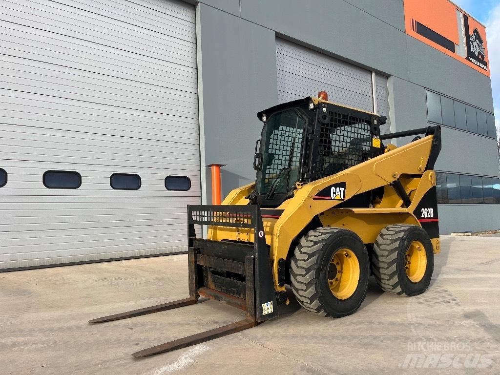 CAT 262 B Schrankladers