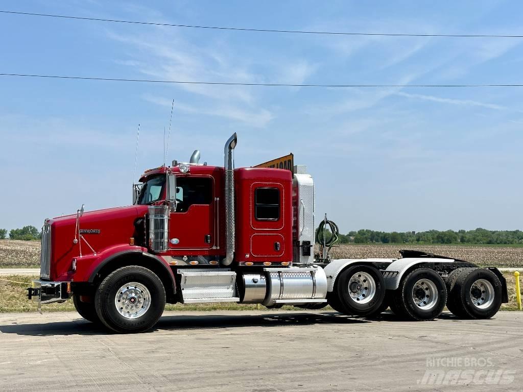 Kenworth T 800 Trekkers