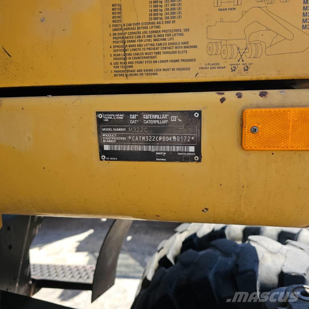 CAT 322 C Wielgraafmachines