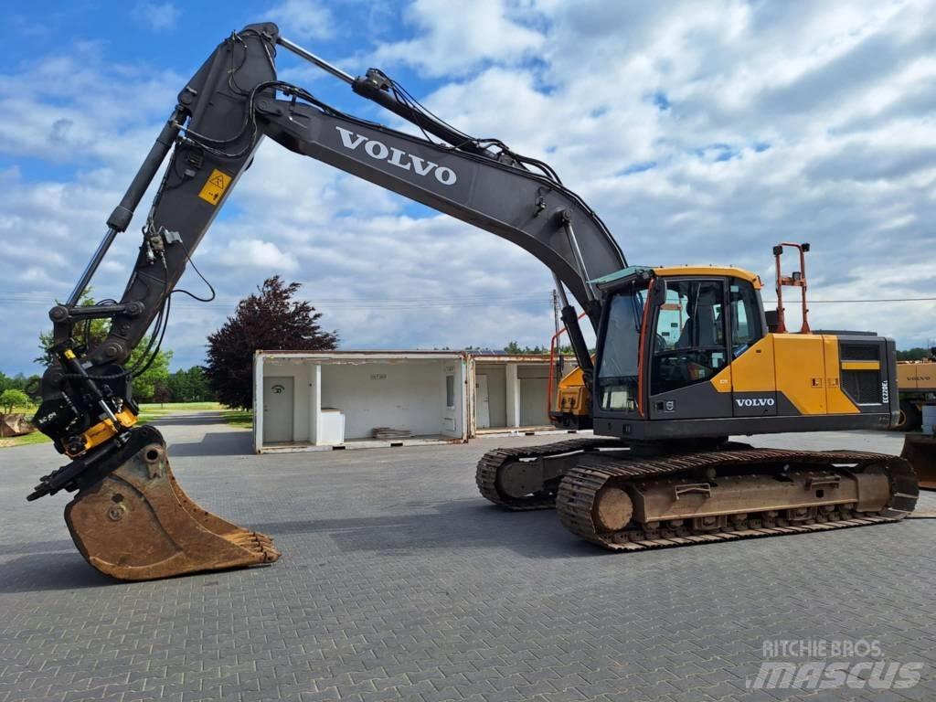 Volvo EC 220 EL Rupsgraafmachines