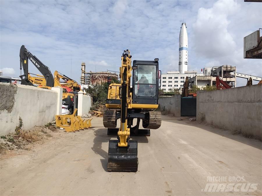CAT 305.5E2 Rupsgraafmachines