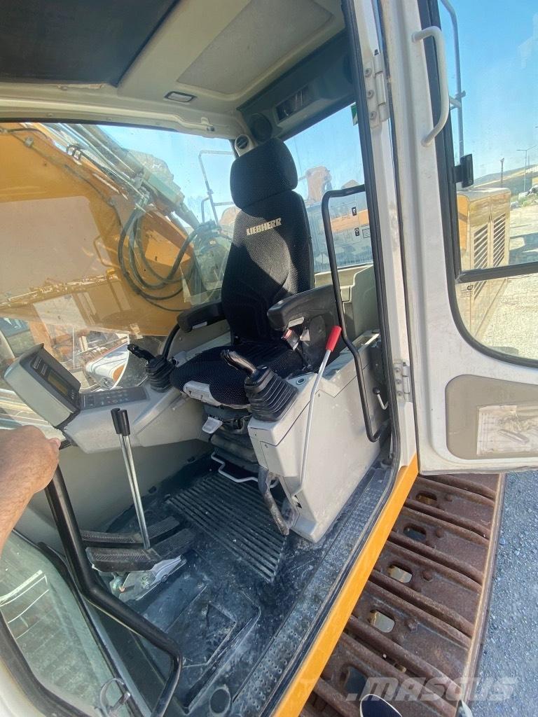 Liebherr 954 SME Rupsgraafmachines