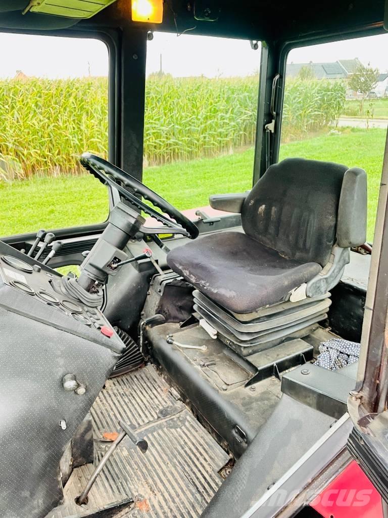 Belarus 552 Tractoren
