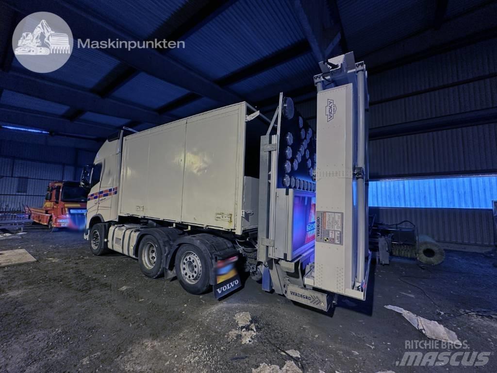 Volvo FH 500 TMA Trekkers