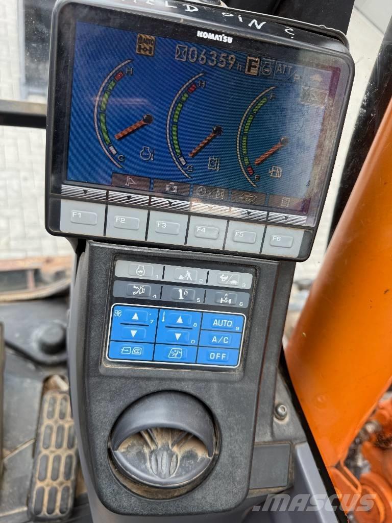 Komatsu PW 148-8 Wielgraafmachines