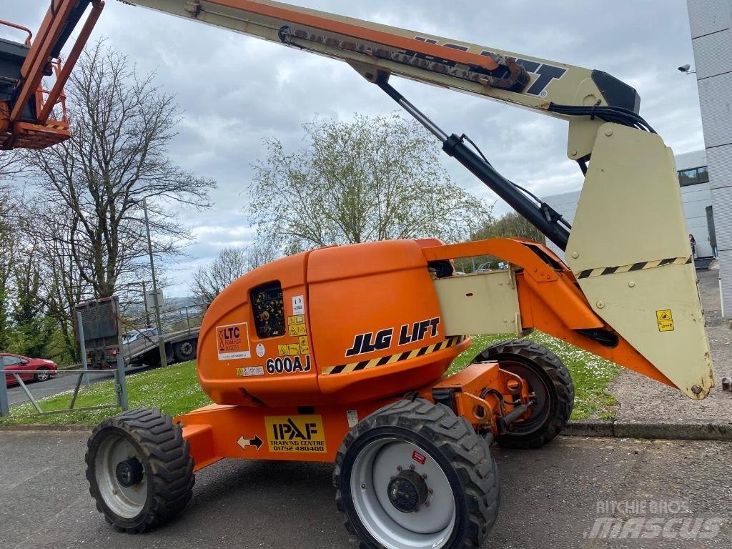 JLG 600 AJ Knikarmhoogwerkers