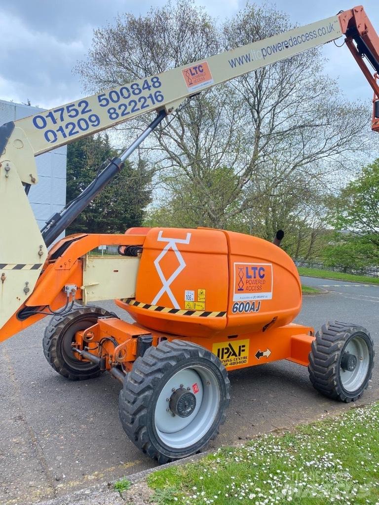 JLG 600 AJ Knikarmhoogwerkers