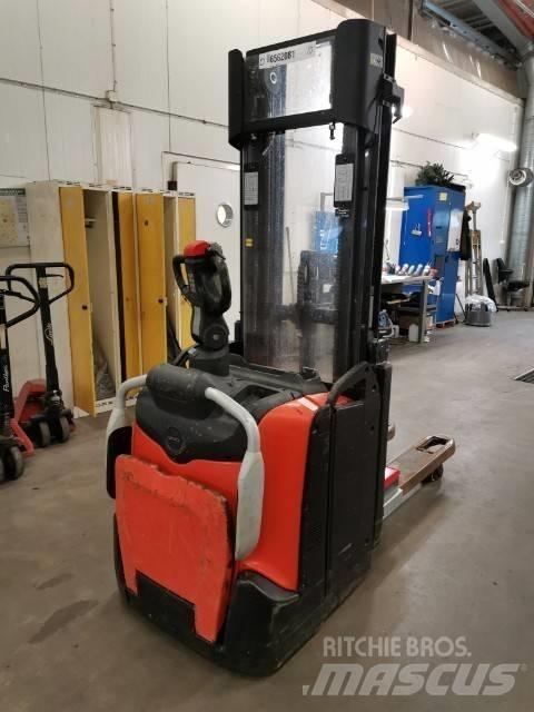 Toyota SPE120L Stapelaar meeloop