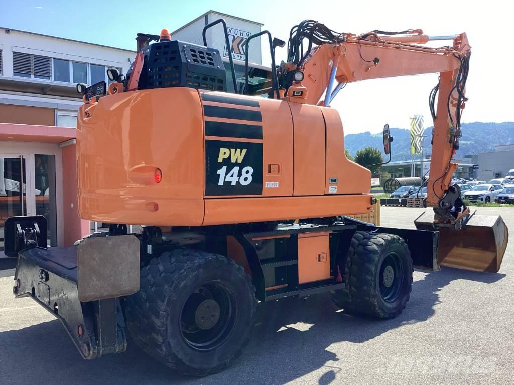 Komatsu PW 148-11 Wielgraafmachines