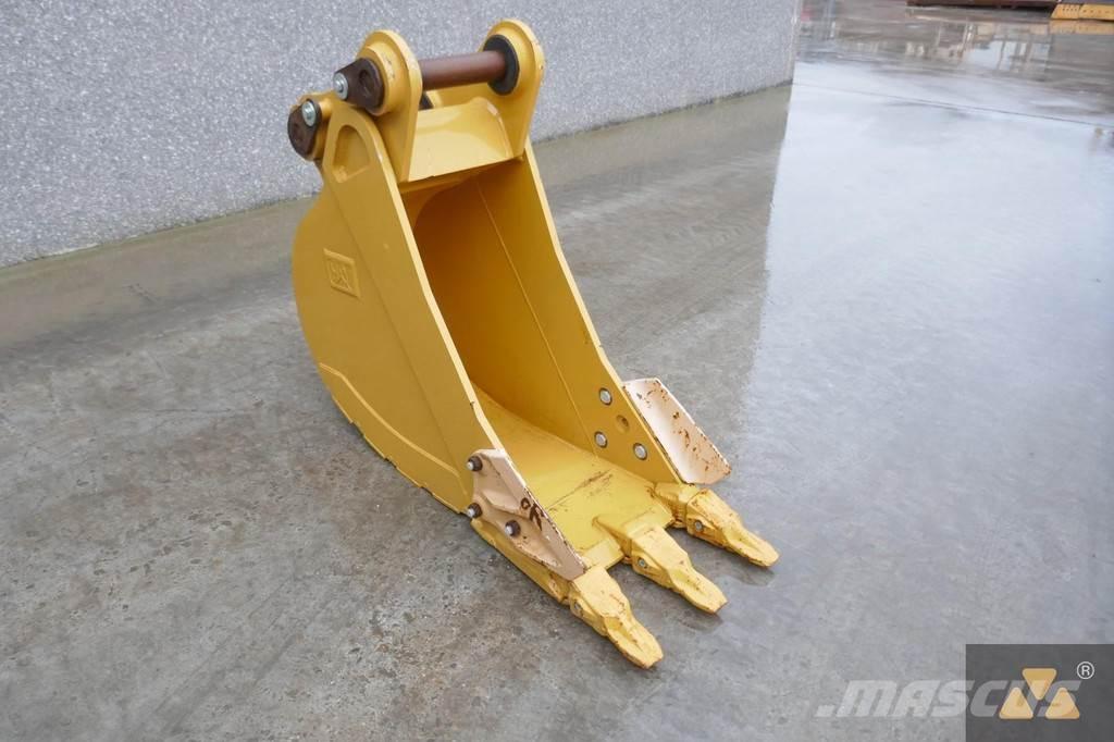CAT 320 Bucket Bakken