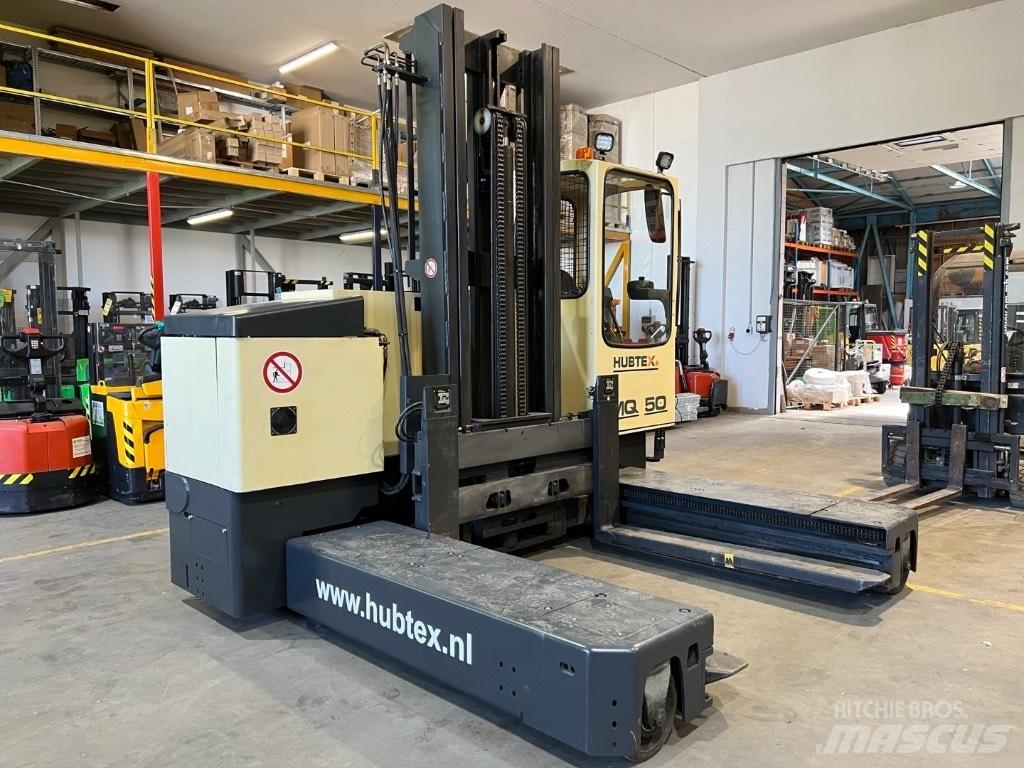 Hubtex MQ 50 Four-way truck