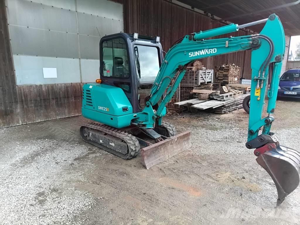 Sunward SWE 25 B Minigraafmachines < 7t