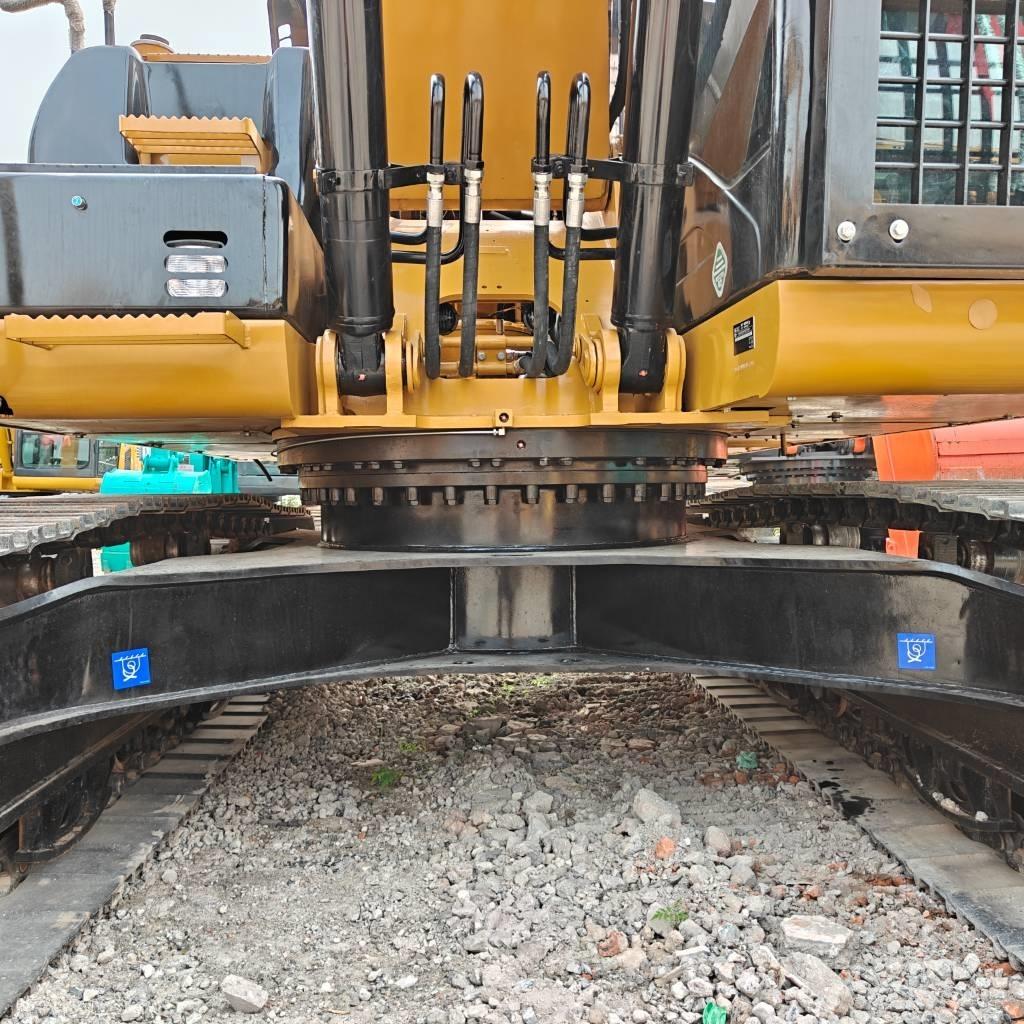 CAT 323D Rupsgraafmachines