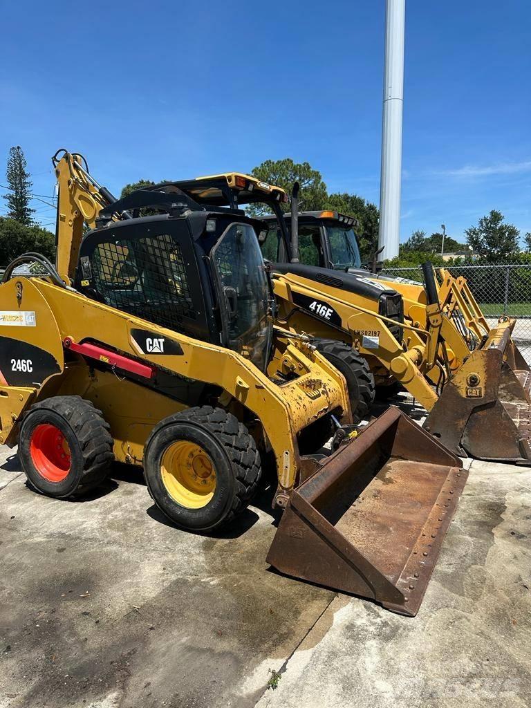 CAT 246C Schrankladers