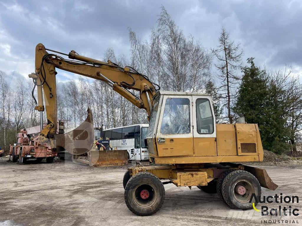 Liebherr A 900 C Wielgraafmachines