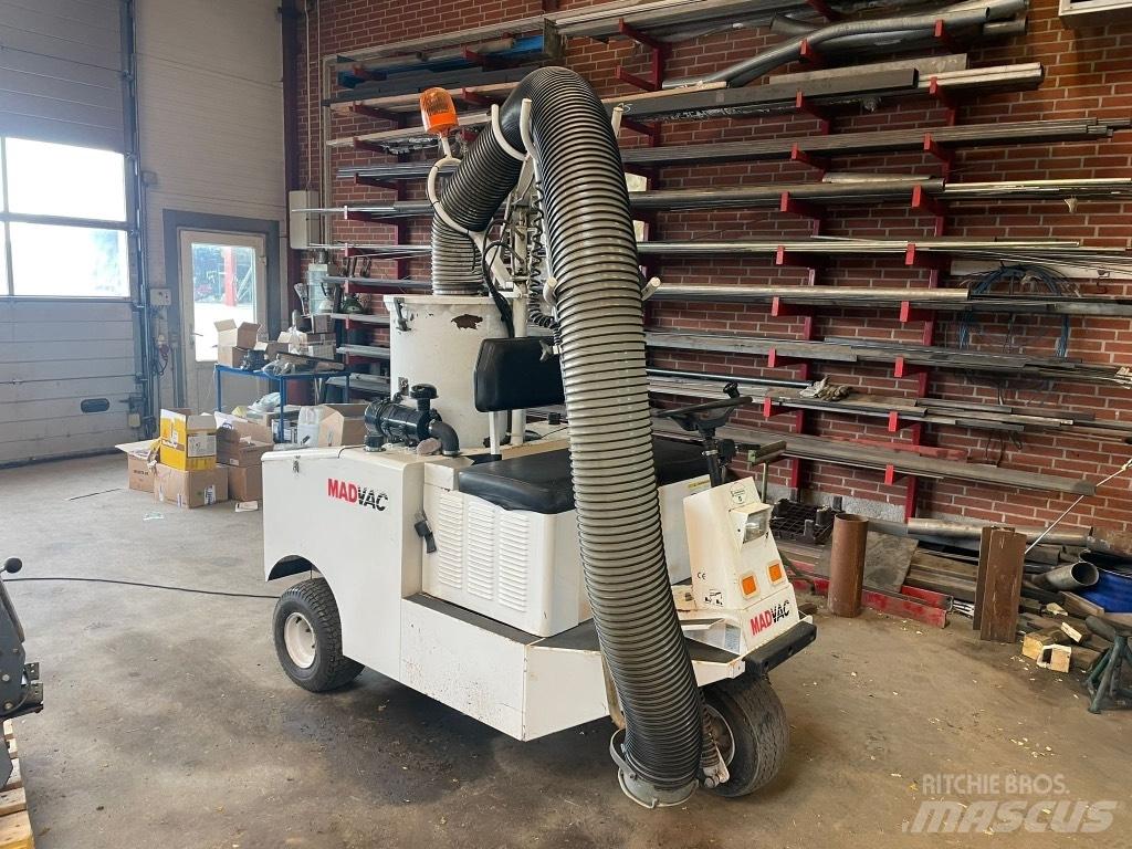 MAD VAC 101D Sorteer / afvalscheidings machines