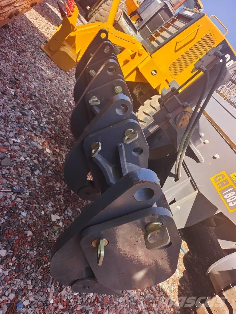 XCMG GR 1803 Graders