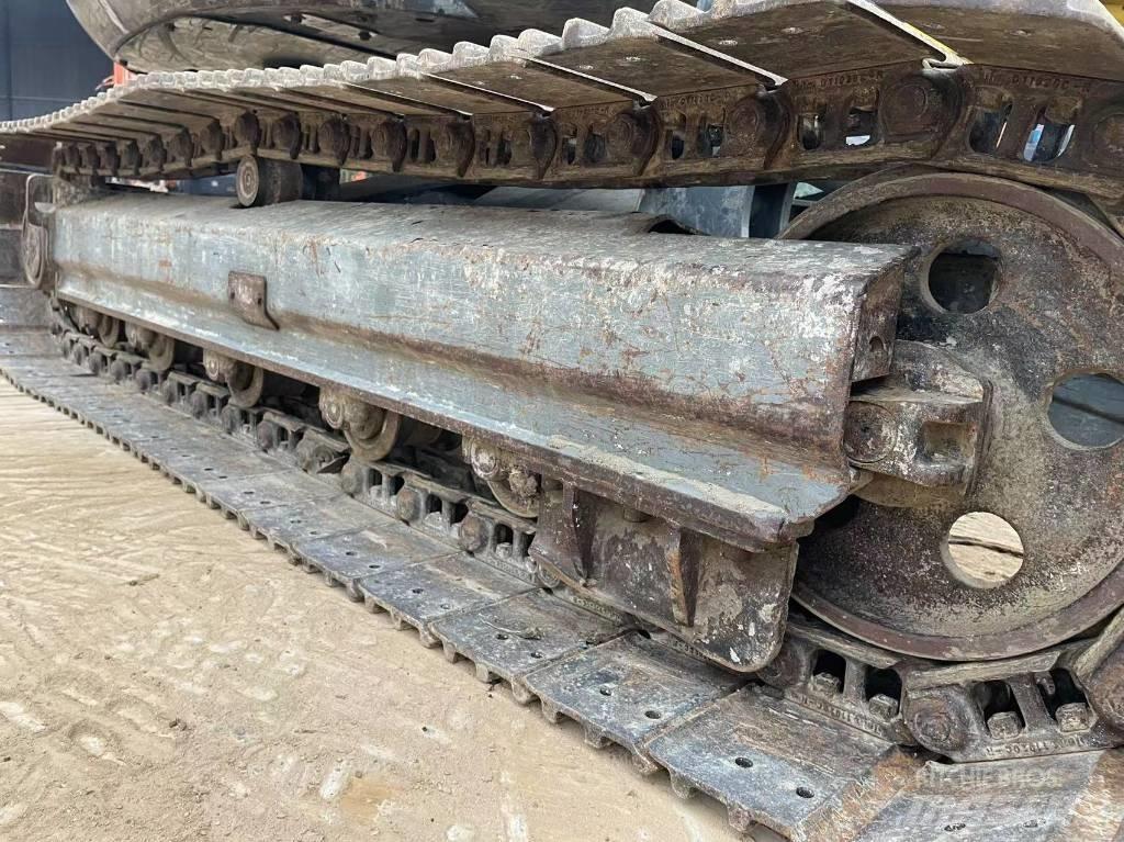 Wacker Neuson 8003 Midigraafmachines 7t - 12t