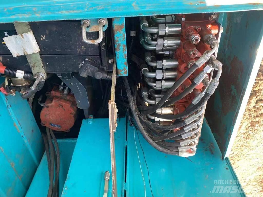 Sunward SWE 50 Rupsgraafmachines