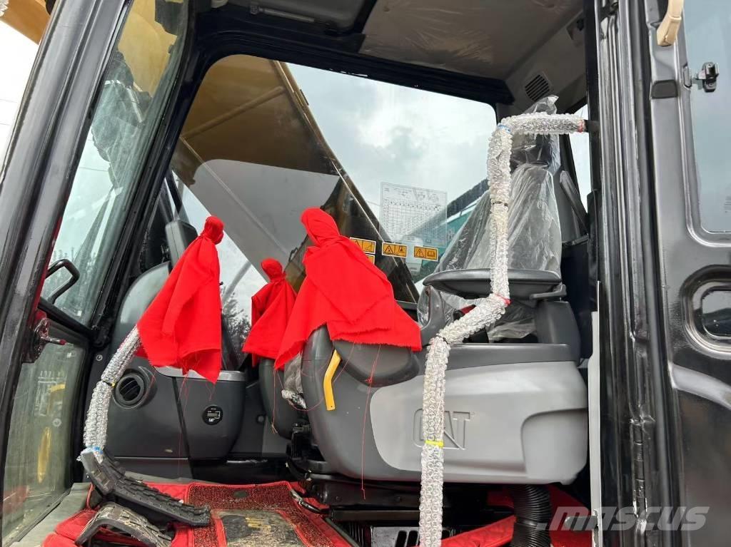 CAT 320 D Rupsgraafmachines