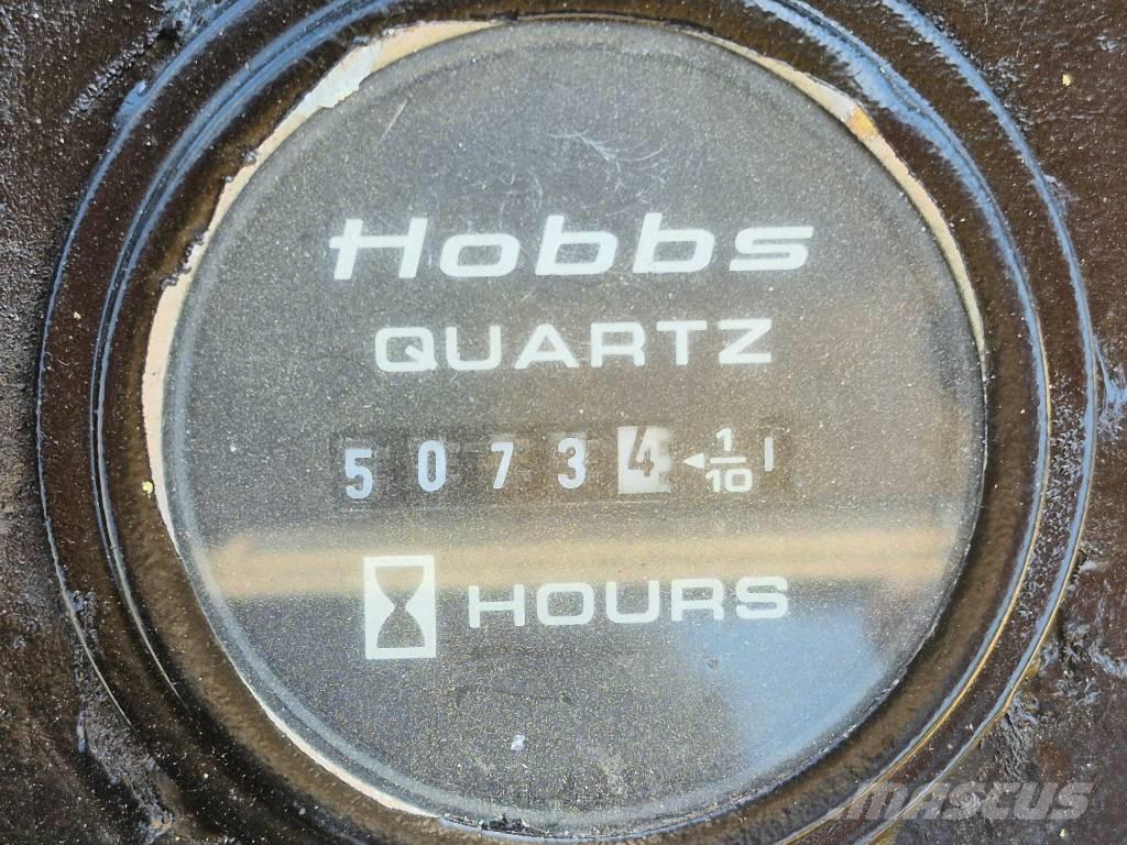 Royal T300B Vorkheftruck voor zwaar terrein