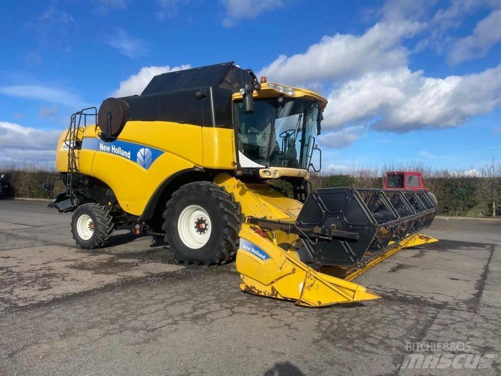 New Holland CX 780 Maaidorsmachines