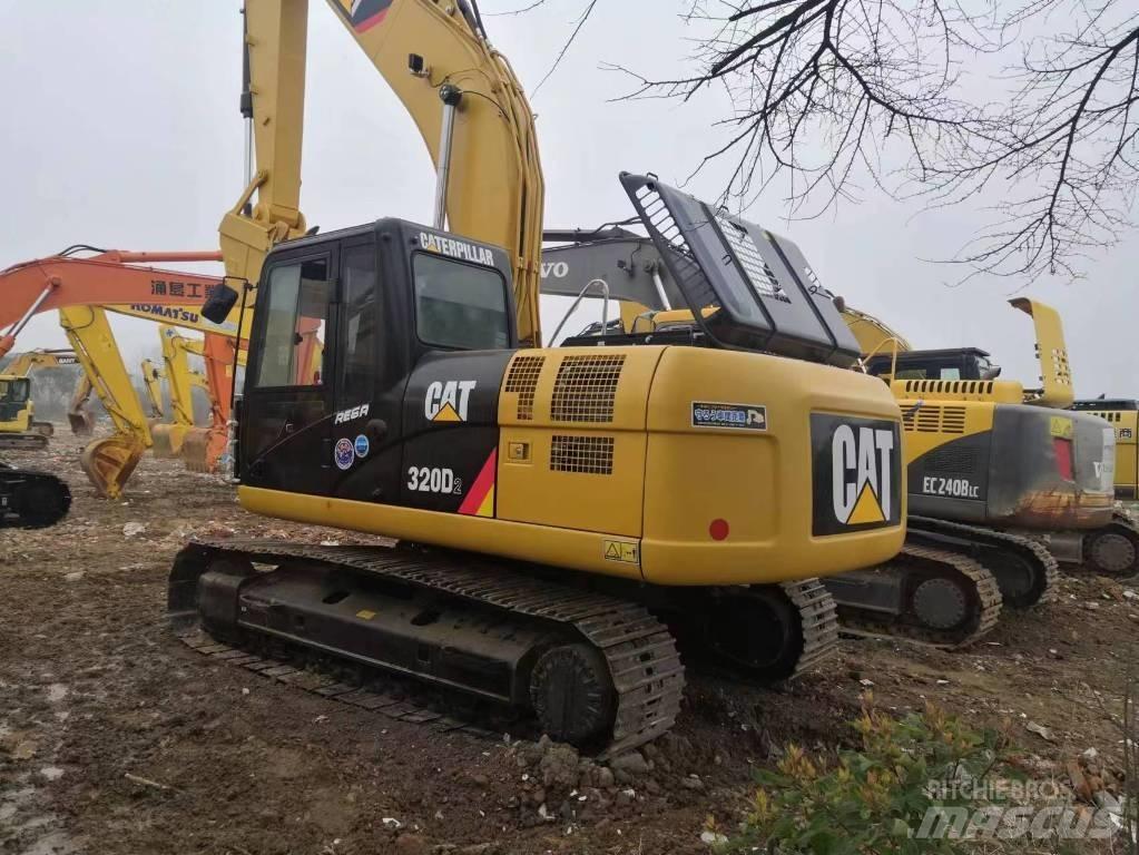 CAT 320 D Rupsgraafmachines