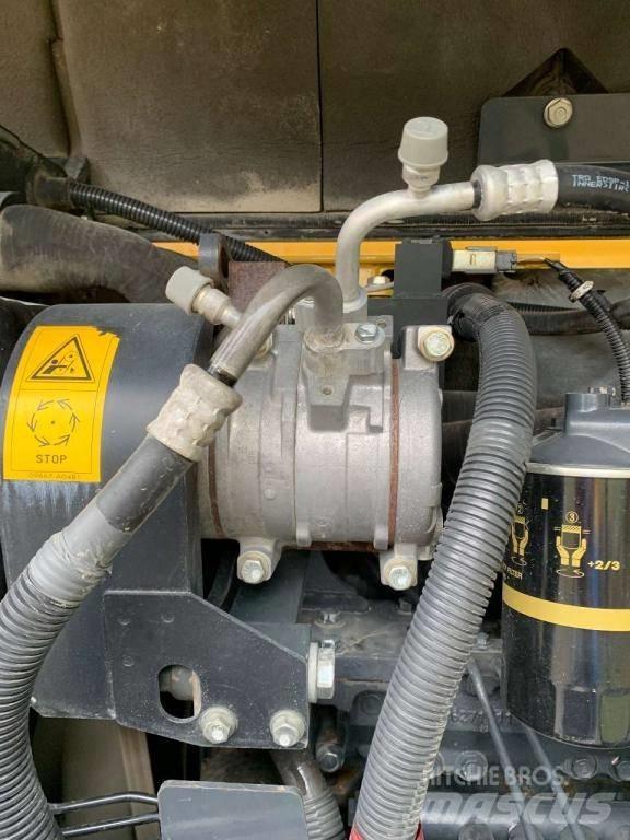 Komatsu PC88MR-8 Rupsgraafmachines