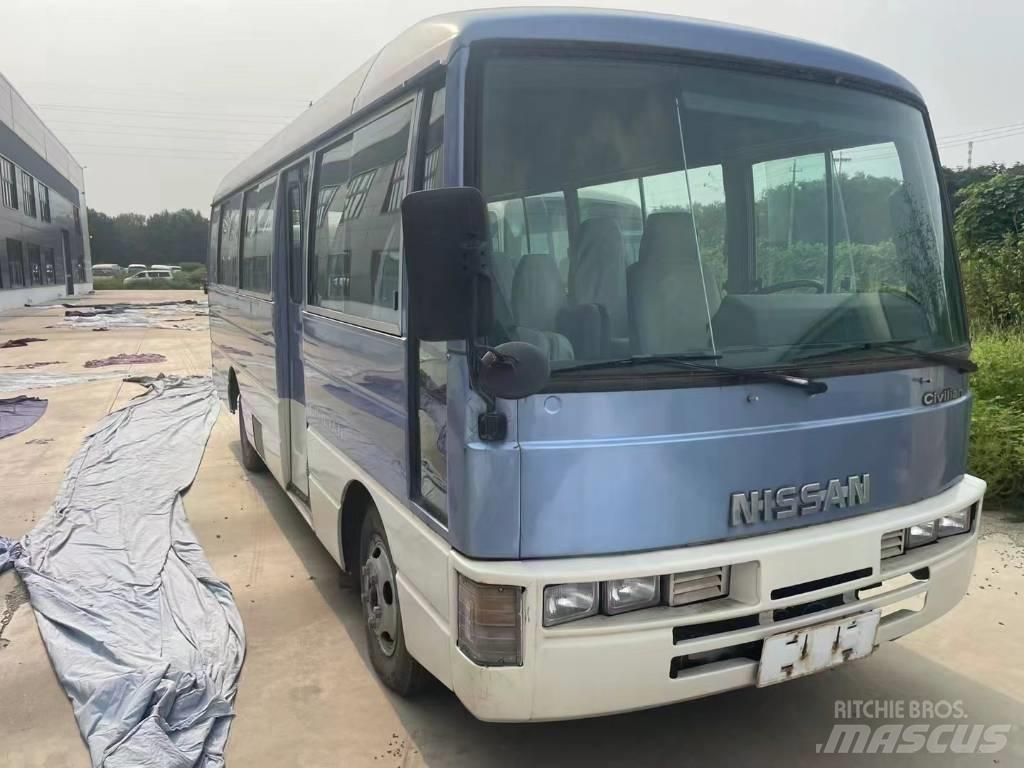 Nissan Civilian Intercitybussen