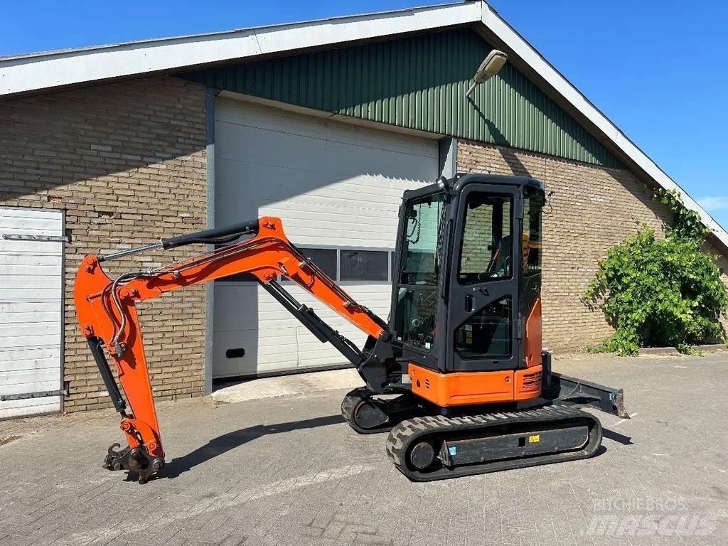 Hitachi ZX26U-6CR Minigraafmachines < 7t