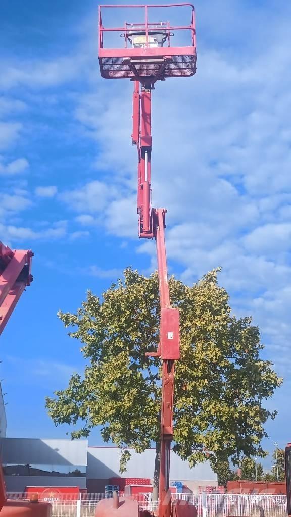 JLG 450 AJS II Knikarmhoogwerkers