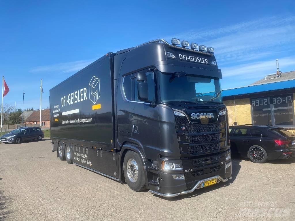 Scania S 520 Bakwagens met gesloten opbouw