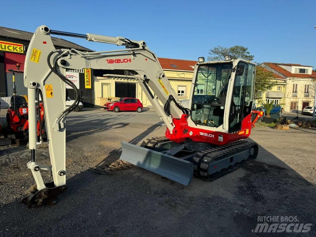 Takeuchi TB 260 Minigraafmachines < 7t