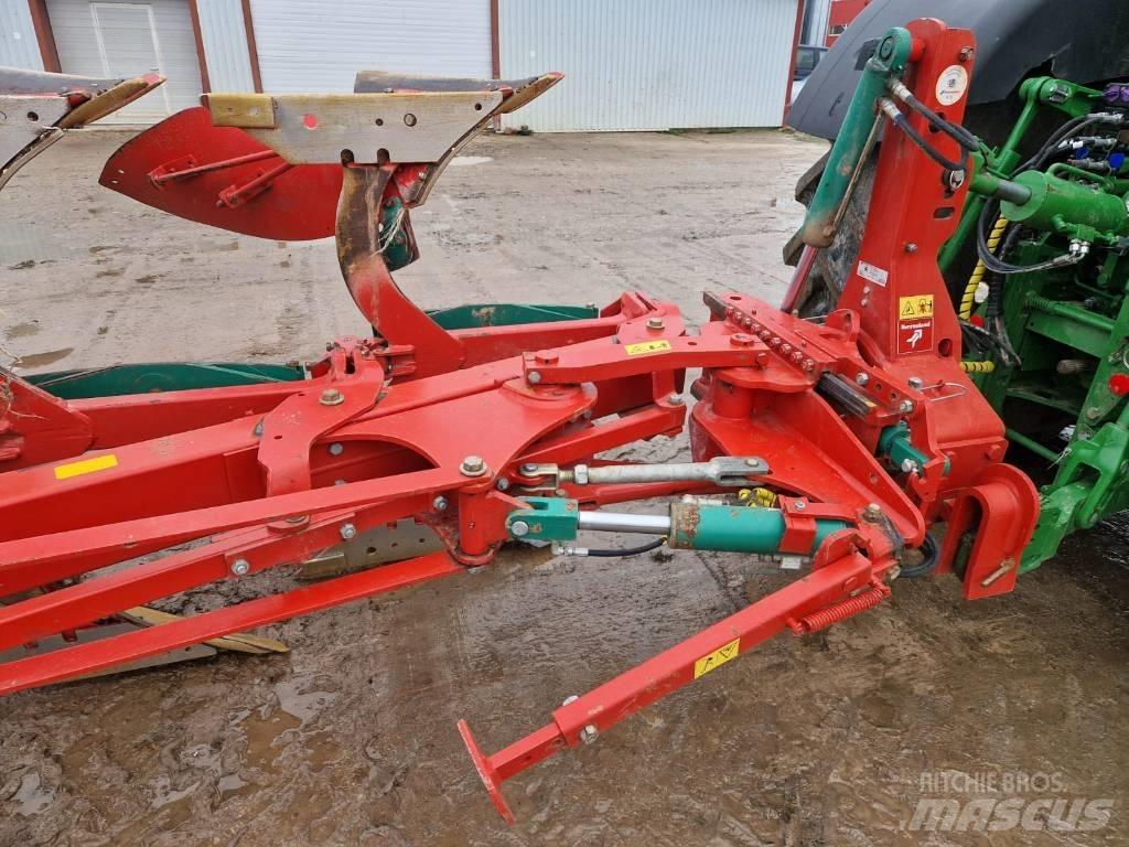 Kverneland EG85 Wentelploegen
