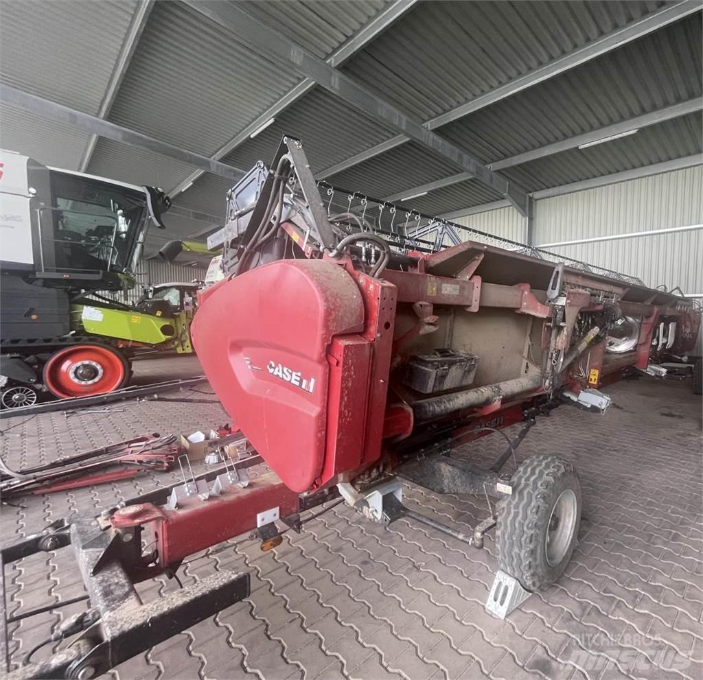 Case IH 8250 ASF Maaidorsmachines