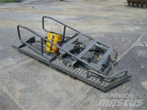 Hitachi ZX450-3 Rupsgraafmachines