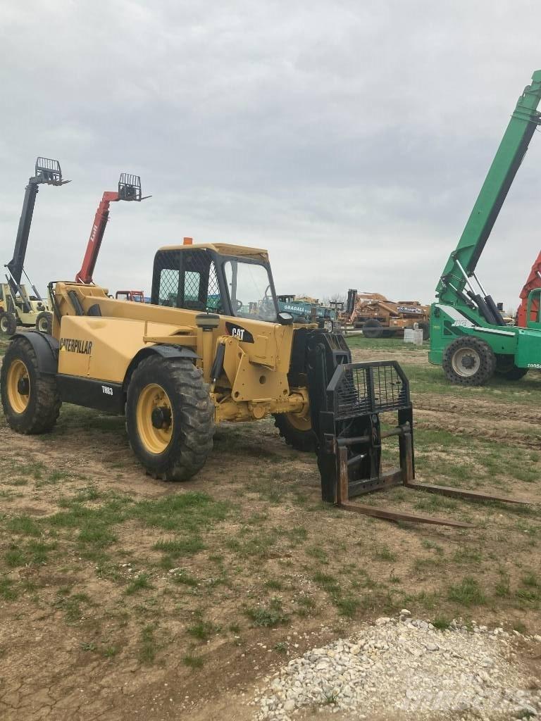 CAT TH83 Verreikers