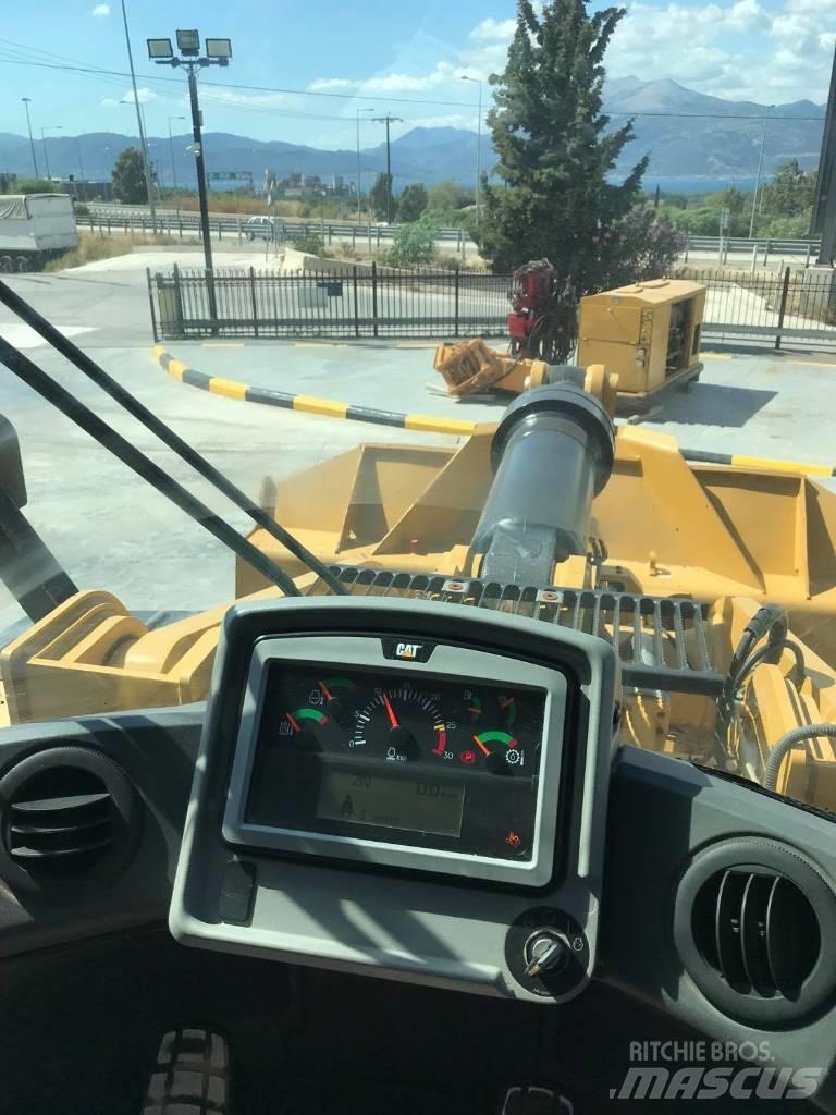 CAT 972M Wielladers