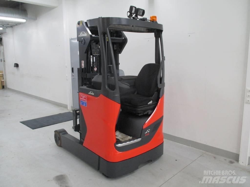 Linde R16N Reachtruck voor hoog niveau