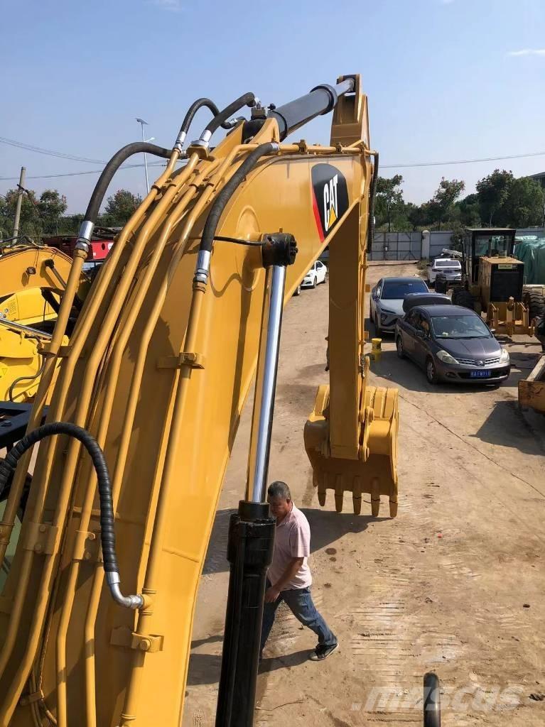 CAT 320 D Rupsgraafmachines