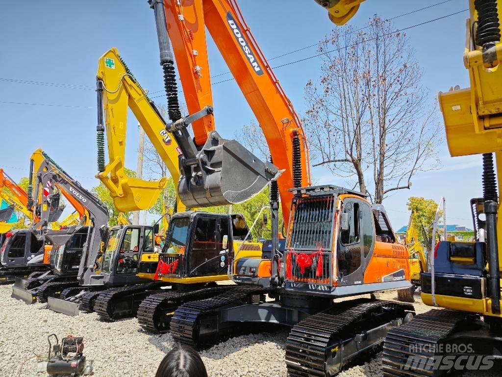 Doosan 225 LC Rupsgraafmachines