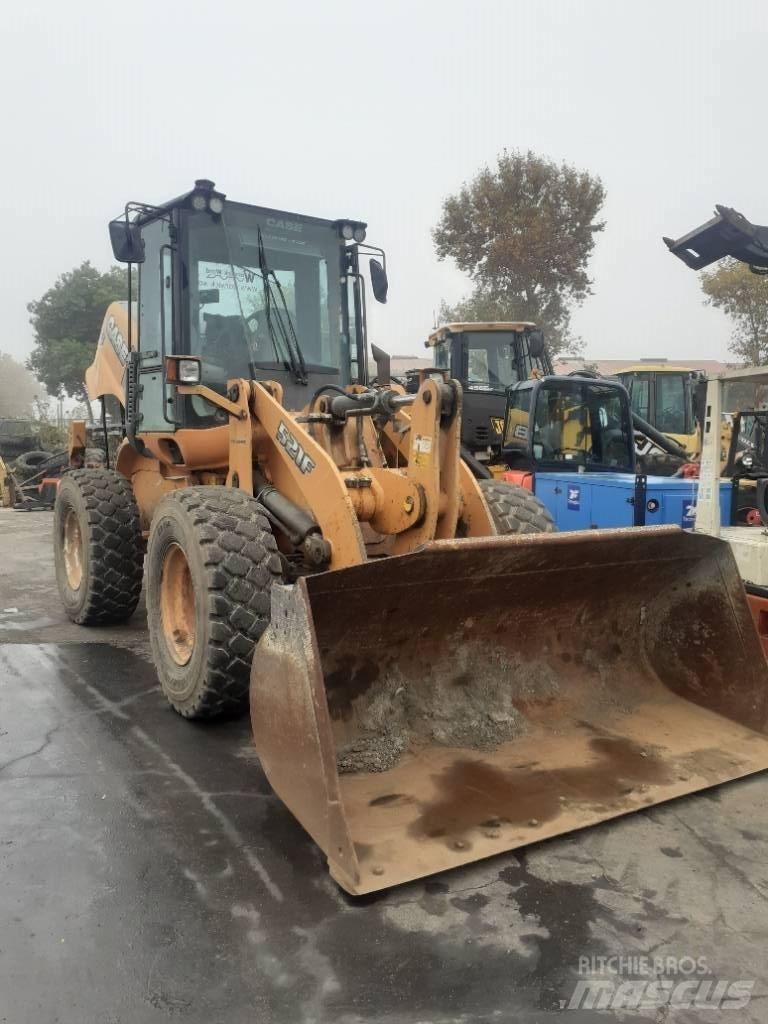 CASE 521 F Wielladers