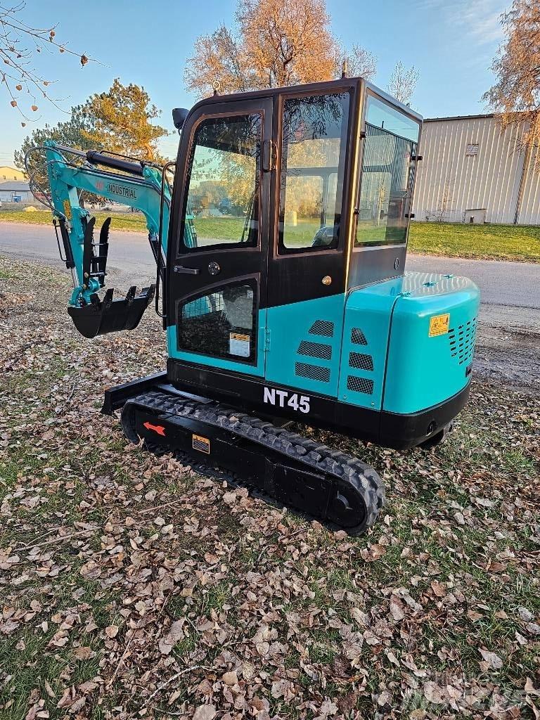 AGT NT45 Minigraafmachines < 7t
