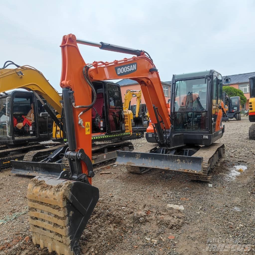 Doosan DX60 Minigraafmachines < 7t
