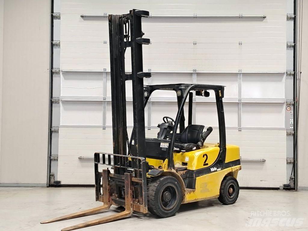 Yale GDP30VX Diesel heftrucks