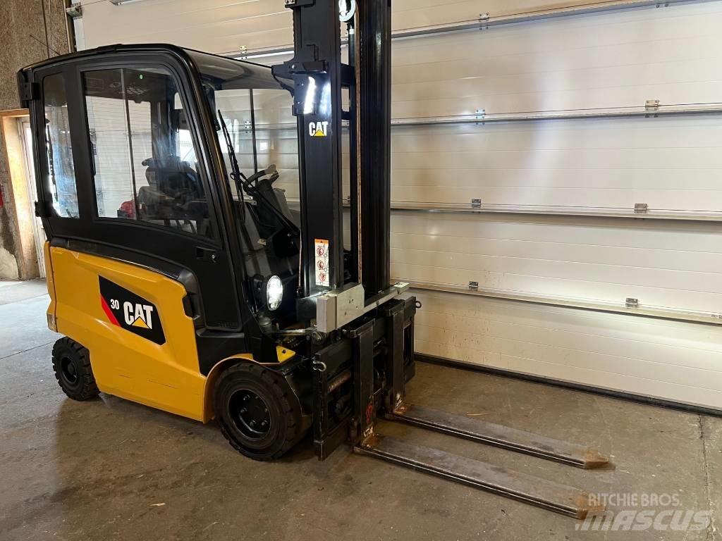 CAT EP30CN Elektrische heftrucks